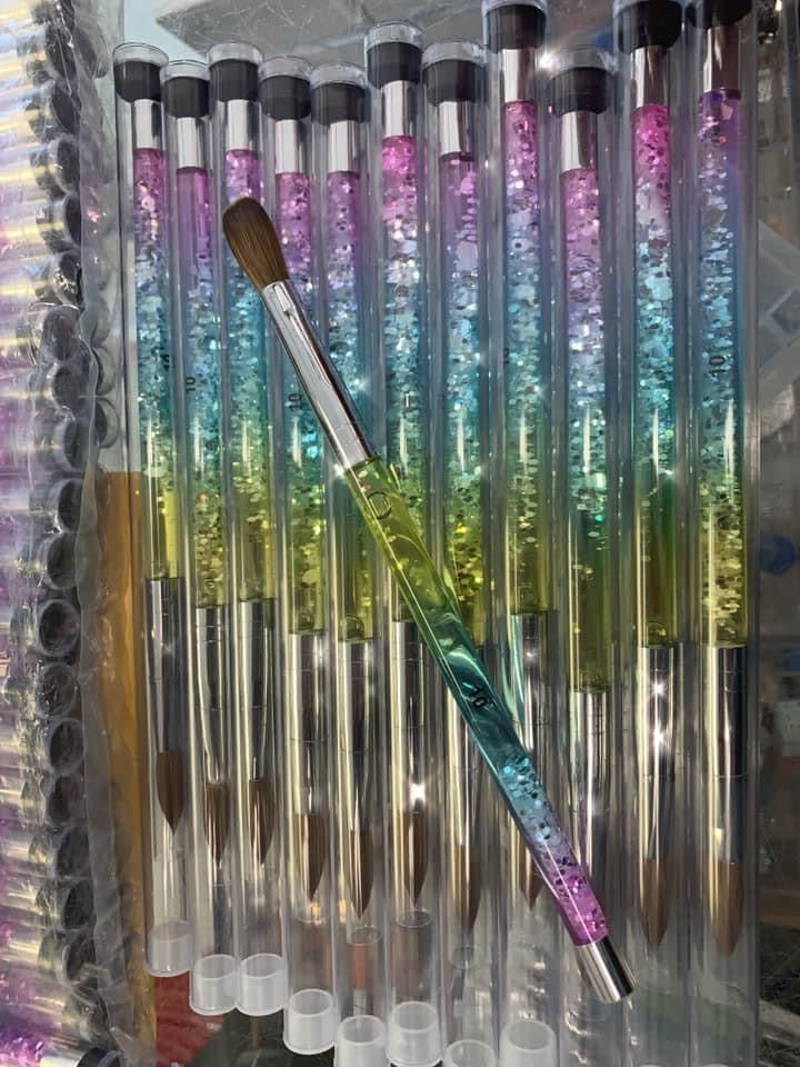 Kolinsky Acrylic Brush #10
