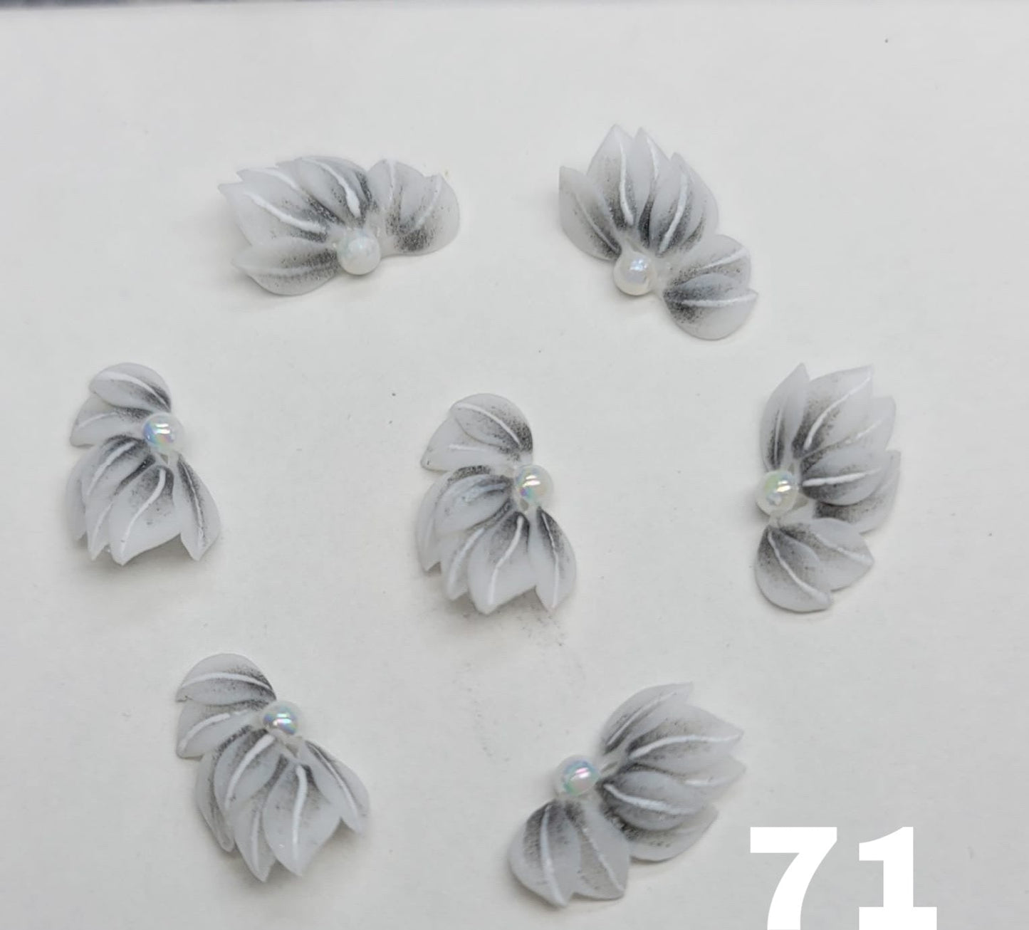 3D Acrylic Flowers
