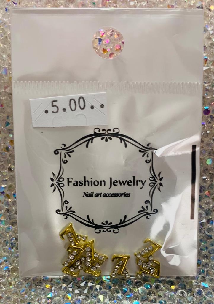 Charms nail art