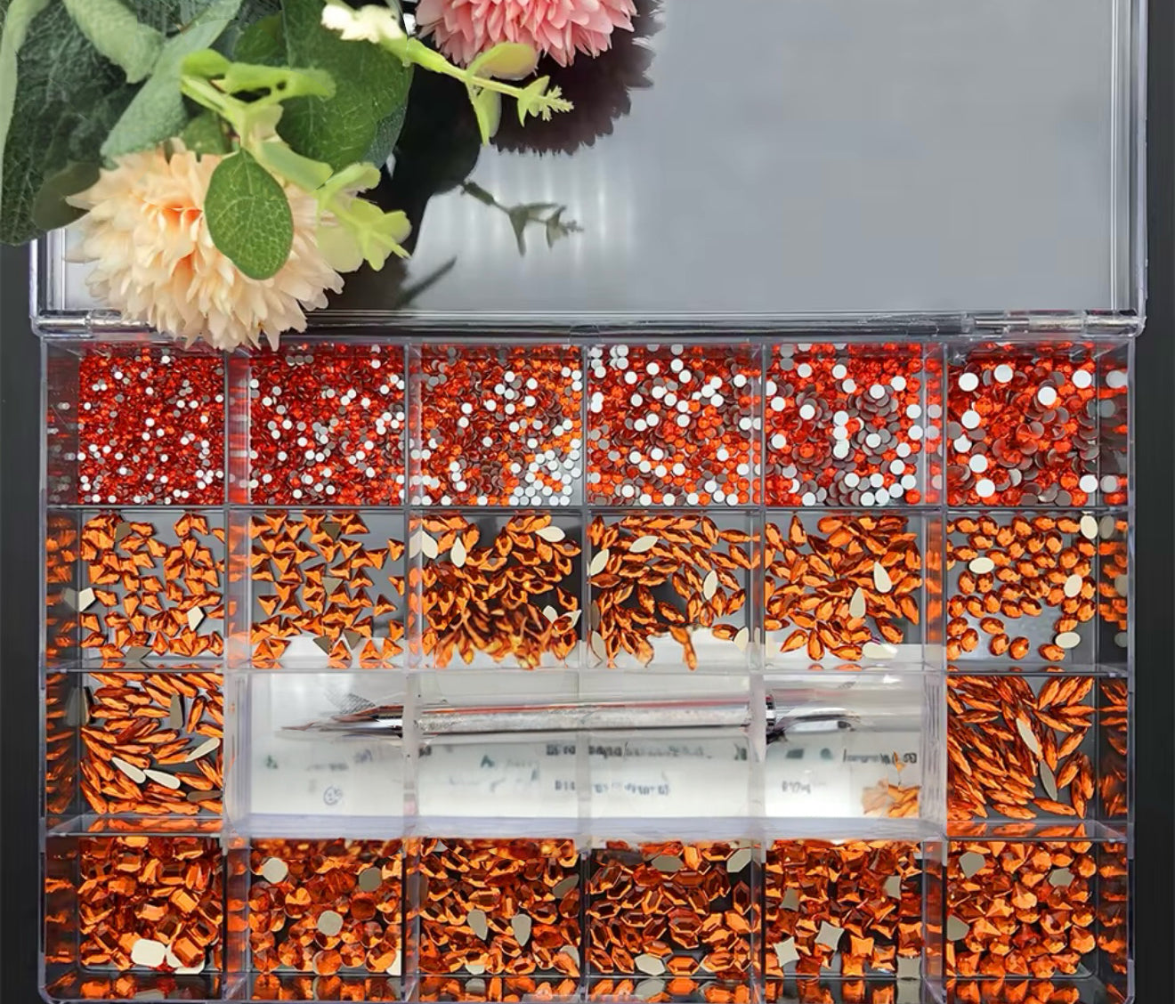 2100 pieces Multi shape glass crystal stone box