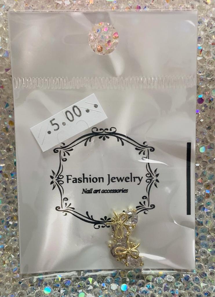 Charms nail art