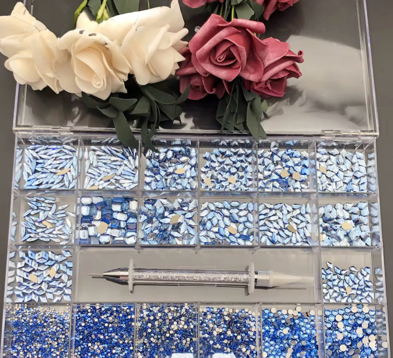 2100 pieces Multi shape glass crystal stone box